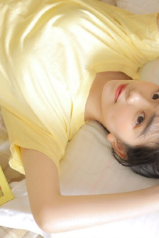 调教拨开两唇打花蒂戒尺